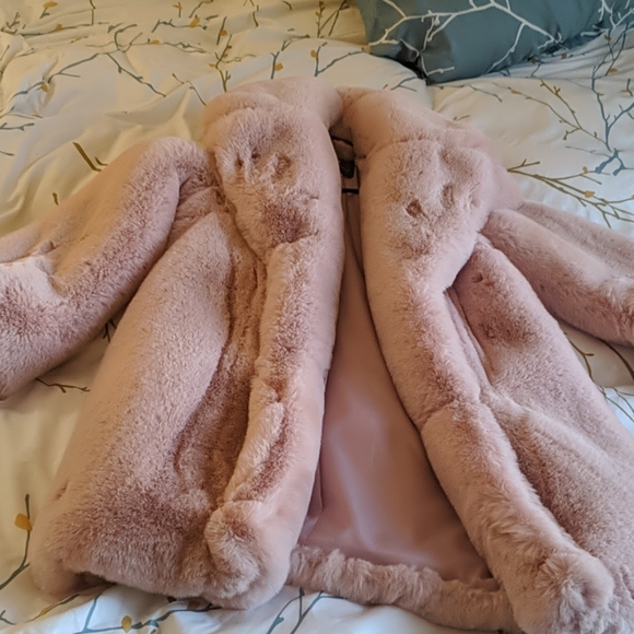 Winter coat - Picture 2 of 2